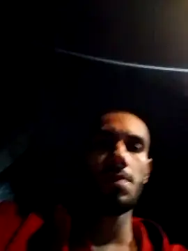 Snapshot of jhon01000 chatting on December 5, 6:00 am jhon01000 online show from December 5, 6:00 am