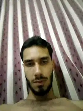 Snapshot of jhon01000 chatting on May 3, 11:55 pm jhon01000 online show from May 3, 11:55 pm