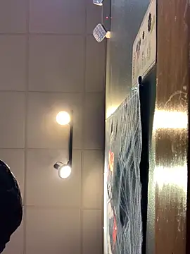 hailzeffn online show from March 12, 11:11 pm