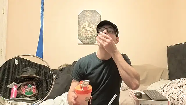 hailzeffn online show from March 24, 12:54 pm