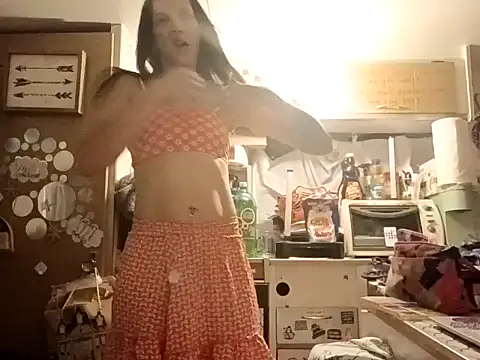 Snapshot of whitetrashdirtyslut chatting on March 9, 10:41 am whitetrashdirtyslut online show from March 9, 10:41 am