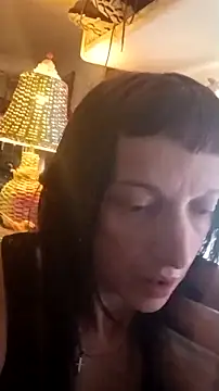 whitetrashdirtyslut online show from March 22, 1:47 pm