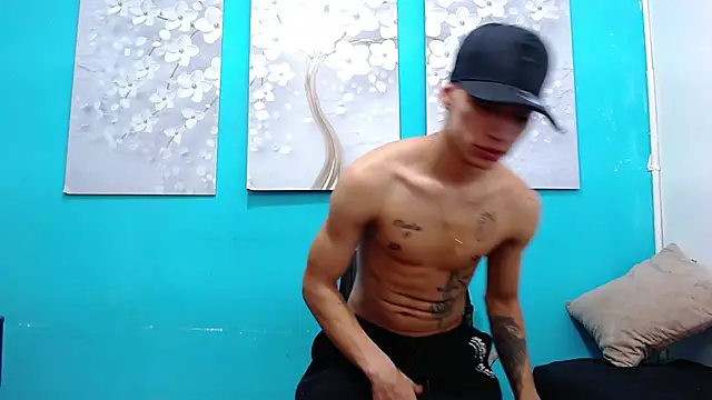 Leon hot X online show from December 26, 2:22 am