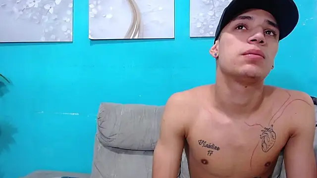 Leon hot X online show from January 12, 5:01 pm