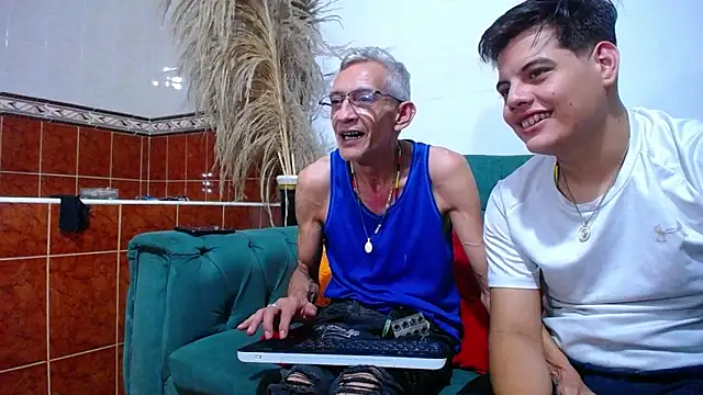 Leon hot X online show from January 24, 10:41 pm