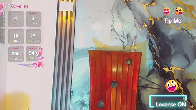 khiara moretti online show from March 14, 11:48 am