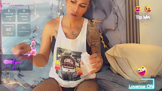 khiara moretti online show from April 8, 11:43 am