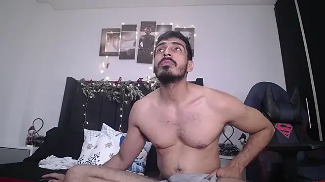 Snapshot of muscle_ares chatting on December 2, 3:03 pm muscle ares online show from December 2, 3:03 pm