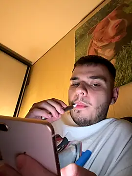 Snapshot of oscar_sweet22 chatting on November 4, 9:25 pm oscar sweet22 online show from November 4, 9:25 pm