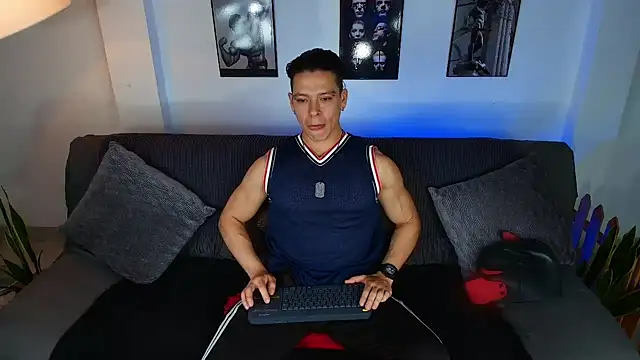 Snapshot of Baxter_Dex chatting on September 27, 12:48 am Baxter Dex online show from September 27, 12:48 am