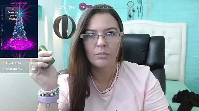 MsJossie online show from December 6, 4:47 am