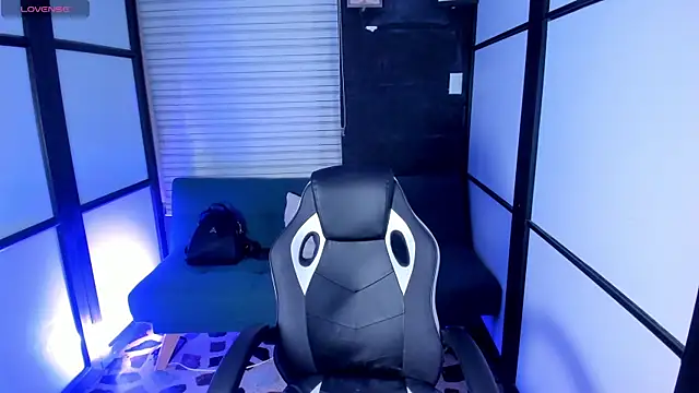 Agathaargent  online show from October 4, 5:16 am