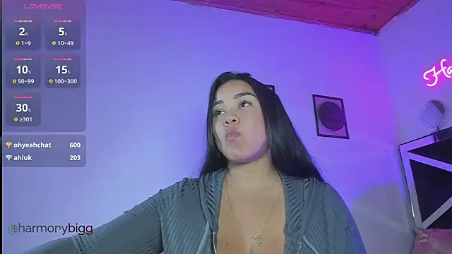 Snapshot of harmony_bigbreasts chatting on February 19, 1:40 am harmony bigbreasts online show from February 19, 1:40 am