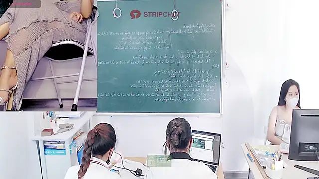 Snapshot of _Math_ chatting on December 19, 4:45 am Math online show from December 19, 4:45 am
