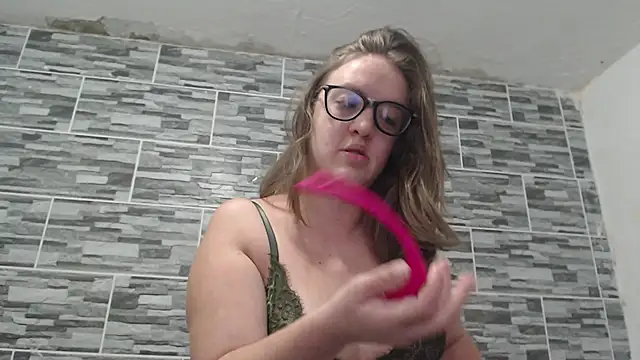 Venus Santana online show from February 28, 6:41 pm