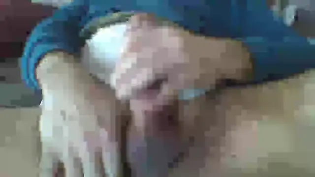 Snapshot of maxcock214 chatting on February 6, 10:15 am maxcock214 online show from February 6, 10:15 am