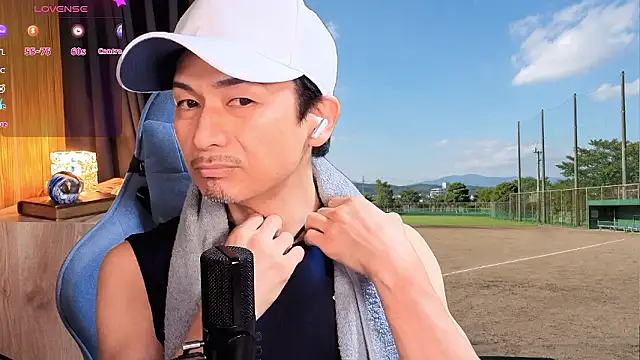 Snapshot of HARU-outdoor-x chatting on July 19, 2:10 pm HARU-outdoor-x online show from July 19, 2:10 pm