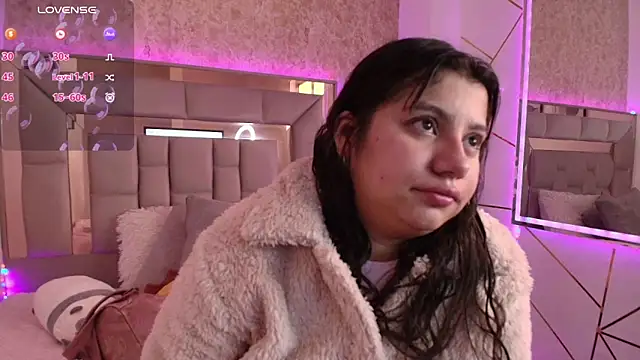 Snapshot of Miaa_Smiith1 chatting on January 10, 11:43 am Miaa Smiith1 online show from January 10, 11:43 am