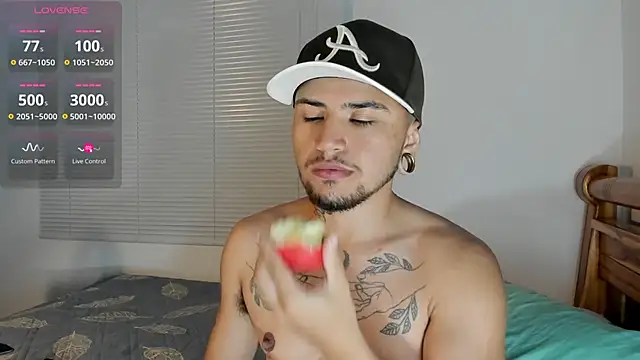 ftmphilip  online show from November 23, 11:15 pm