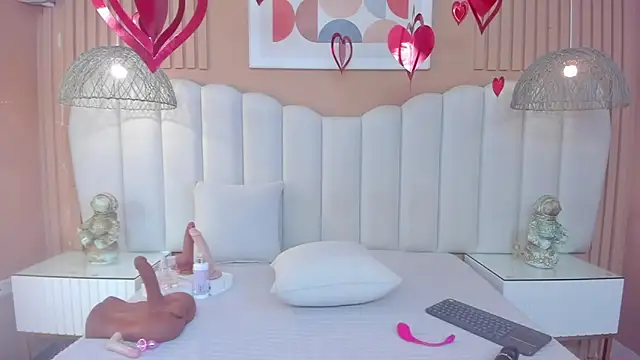 Sara Vanegas online show from February 14, 11:51 am