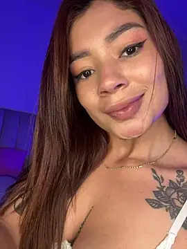 Roxanne 08 online show from March 10, 7:53 am