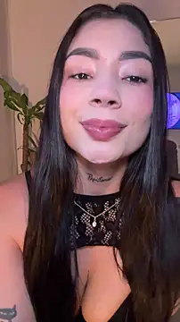 Snapshot of Roxanne_08 chatting on March 25, 9:43 pm Roxanne 08 online show from March 25, 9:43 pm