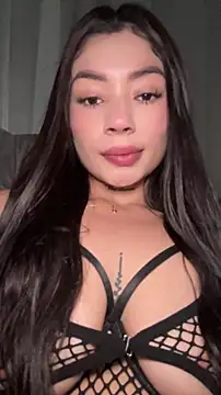 Snapshot of Roxanne_08 chatting on April 1, 8:39 pm Roxanne 08 online show from April 1, 8:39 pm