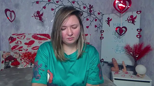 Snapshot of SallyVerda chatting on February 3, 6:57 pm SallyVerda online show from February 3, 6:57 pm