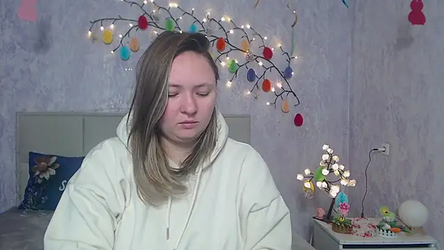 SallyVerda online show from April 10, 5:34 am