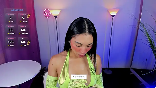 Snapshot of Dayanna_tecca chatting on December 12, 9:48 pm Dayanna tecca online show from December 12, 9:48 pm