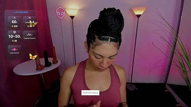 Snapshot of Dayanna_tecca chatting on March 10, 9:51 pm Dayanna tecca online show from March 10, 9:51 pm