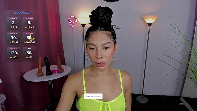 Snapshot of Dayanna_tecca chatting on March 13, 10:10 pm Dayanna tecca online show from March 13, 10:10 pm