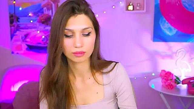 Snapshot of MollyPerry chatting on December 18, 10:13 pm MollyPerry online show from December 18, 10:13 pm