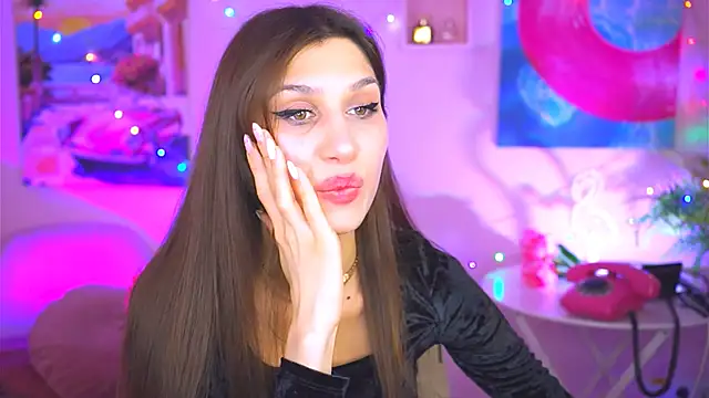 Snapshot of MollyPerry chatting on December 21, 7:16 pm MollyPerry online show from December 21, 7:16 pm