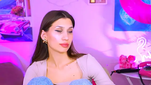 Snapshot of MollyPerry chatting on January 5, 10:08 pm MollyPerry online show from January 5, 10:08 pm