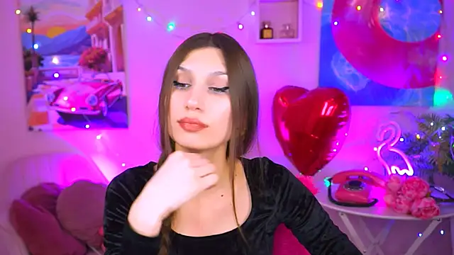 Snapshot of MollyPerry chatting on February 19, 7:16 pm MollyPerry online show from February 19, 7:16 pm