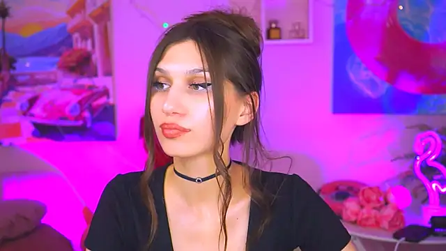 Snapshot of MollyPerry chatting on February 23, 10:09 pm MollyPerry online show from February 23, 10:09 pm