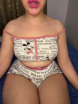 Snapshot of aya12aya chatting on February 5, 2:00 pm aya12aya online show from February 5, 2:00 pm