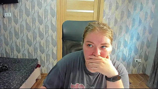 valery1610 online show from June 30, 4:52 pm