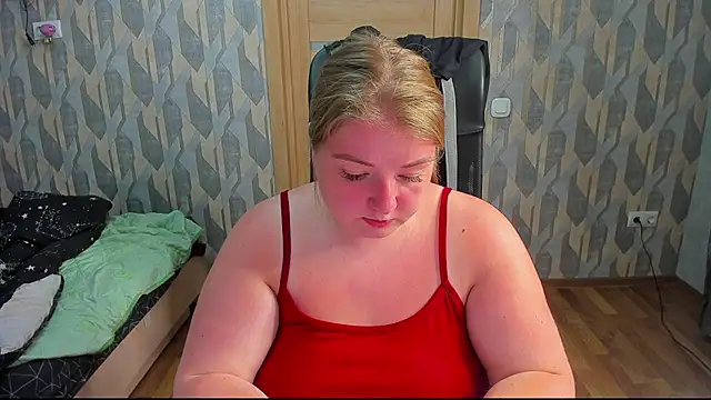 valery1610 online show from July 5, 8:38 pm