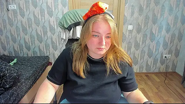 valery1610 online show from July 7, 4:22 pm
