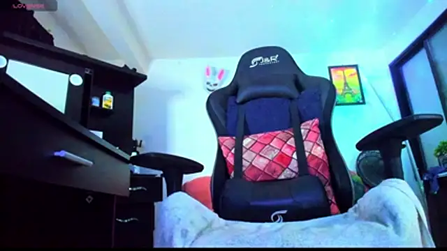 danitattoshot23cmc online show from December 4, 2:21 am