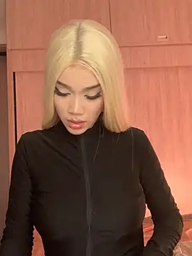 Snapshot of Ambar_R0SSE chatting on March 12, 5:46 am Ambar R0SSE online show from March 12, 5:46 am