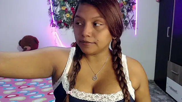 Snapshot of sexysusan4you chatting on October 15, 8:09 pm sexysusan4you online show from October 15, 8:09 pm