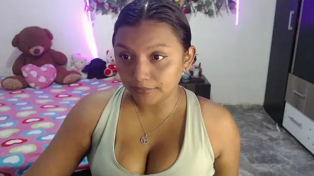 Snapshot of sexysusan4you chatting on March 15, 5:52 pm sexysusan4you online show from March 15, 5:52 pm