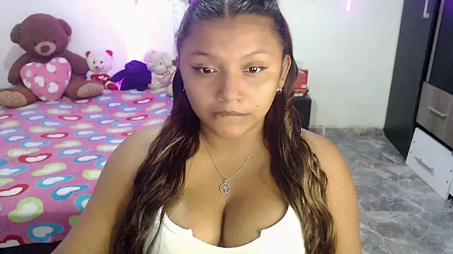 Snapshot of sexysusan4you chatting on April 21, 5:50 pm sexysusan4you online show from April 21, 5:50 pm