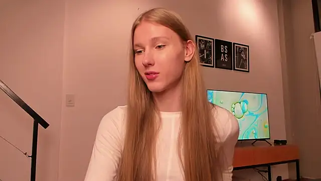 Snapshot of Mira_Lite chatting on January 18, 1:31 am Mira Lite online show from January 18, 1:31 am