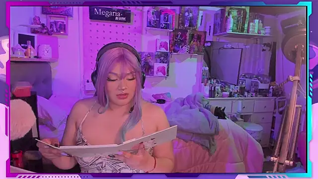 Snapshot of MegariaB chatting on October 9, 3:59 am MegariaB online show from October 9, 3:59 am