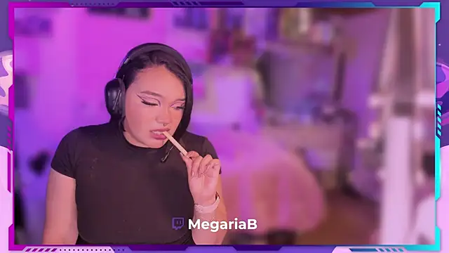 MegariaB online show from November 13, 4:55 am