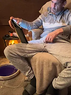 Snapshot of Haztogo4me chatting on February 26, 12:48 pm Haztogo4me online show from February 26, 12:48 pm